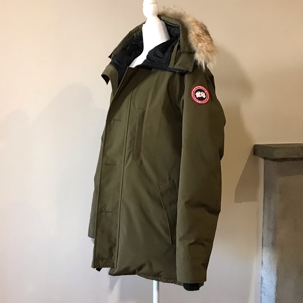 Canada Goose Chateau Genuine Coyote FurTrim Jacket